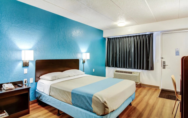 Motel 6 St. Louis - Bridgeton