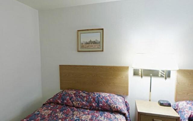 Americas Best Value Inn Mcpherson