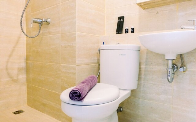 Brand New Compact Modern Studio Springwood Apartment