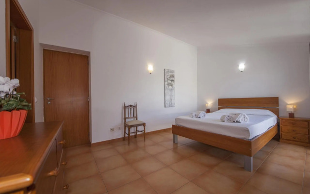 A14 - Cozy Torraltinha Apartment