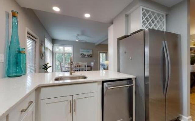 Huntington 7645 by RedAwning