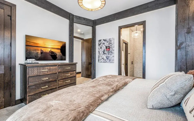 Opulence At Big White