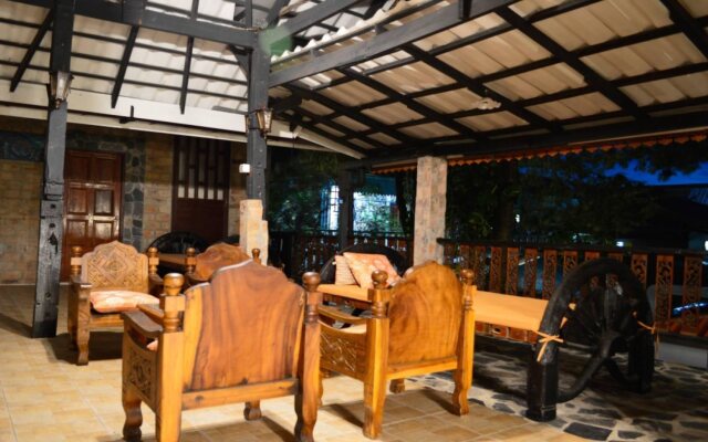 Baan Thai Homestay by bGb Villas - Hostel