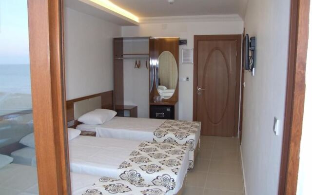 Nisan Hill Hotel