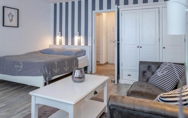 Simply Suite _AD7 _ 11_