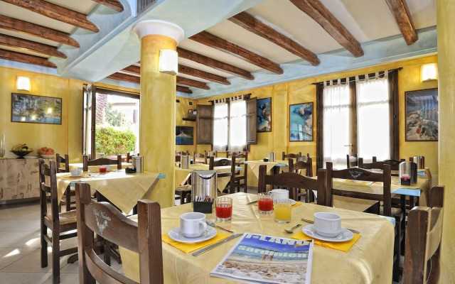 Nicoletta Hotel