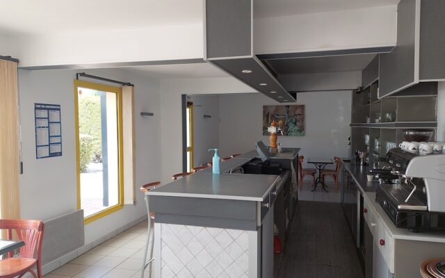 Logis Hôtel le Clos Saint-Loup