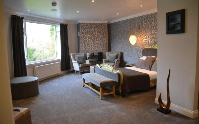 The Popinjay Hotel and Spa