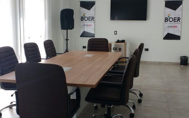 Boer Hotel y Centro de Eventos
