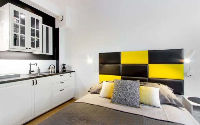 The Warsaw Rising Museum Apartments