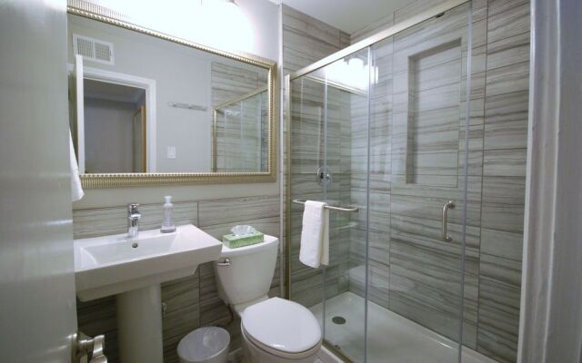 Brookwood Courtyard by BCA Furnished Apt