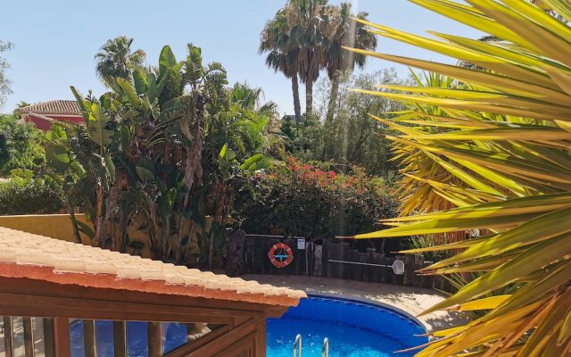 The Lodge - Desert Springs