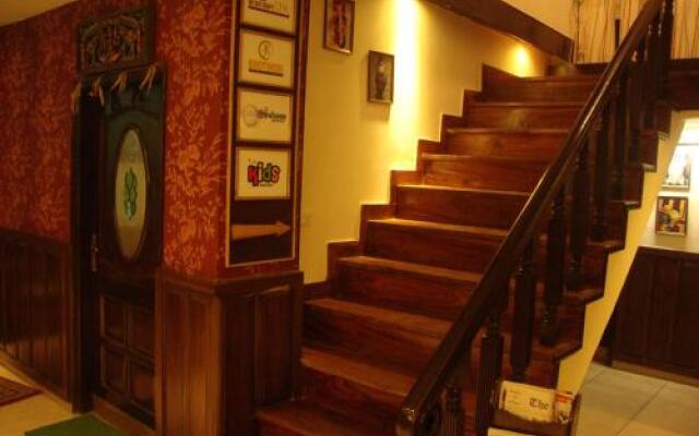 Hotel Himgiri