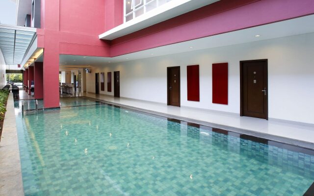 Amaris Hotel Dewi Sri