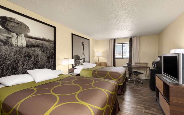 Super 8 by Wyndham Dodge City