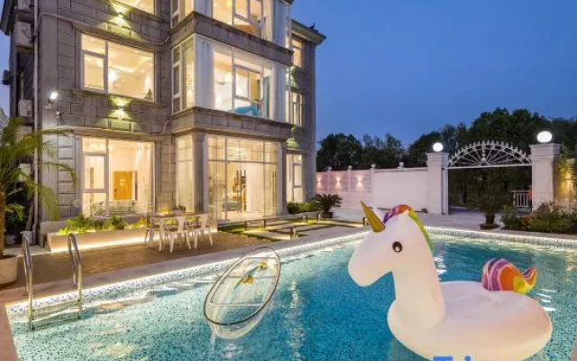 Shanghai Muyunxi Homestay – Pool – Shanghai
