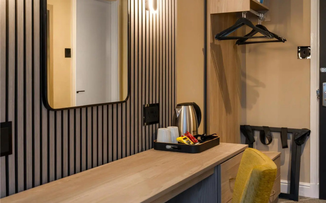 Daresbury Park Hotel