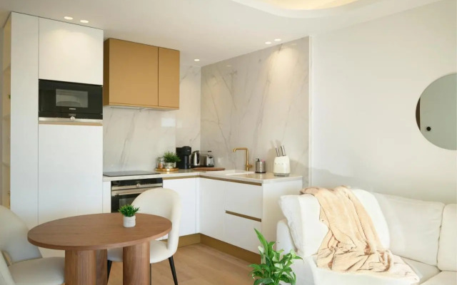 Hesperides Hyper Centre Croisette plage1