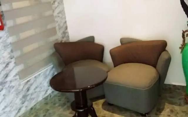 Bizzare Luxury Apartment