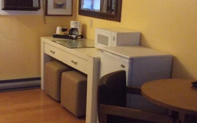 Footbridge North Hotel