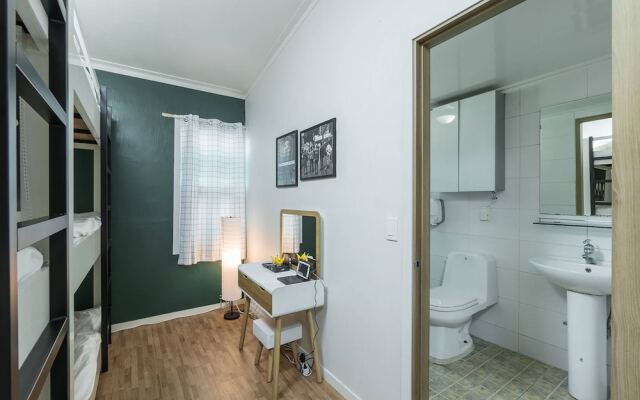 Nanu Guesthouse KPOP - Hostel