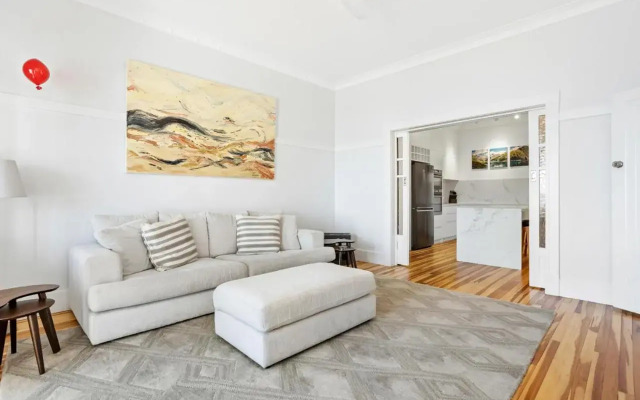 CALE1A - Beachside Harbour Haven