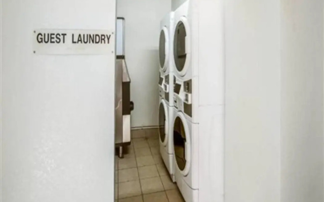 Motel 6 Euless, TX - DFW West