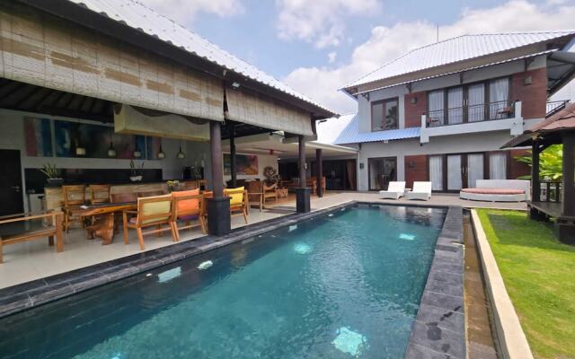 Belvilla Kasuari Tirta Empul Temple