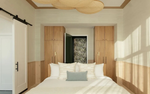 Hotel Indigo Grand Cayman by IHG