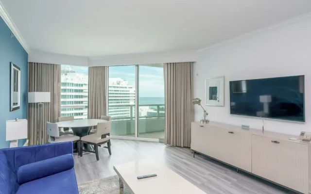 Residences at Fontainebleau Miami