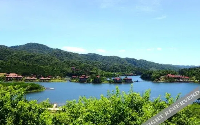 Tianchi Taoyuan Hotel