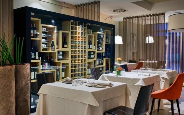 Winter Garden Hotel - Bergamo Airport
