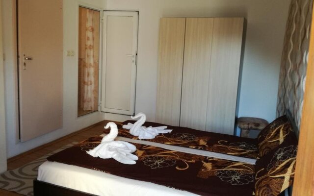 Guest house Zora 1