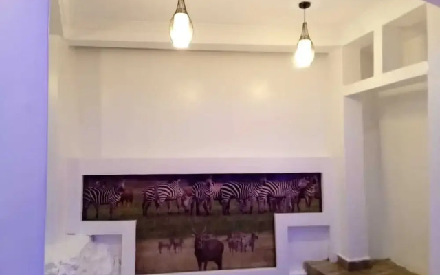 Queen Greenstars Apartment