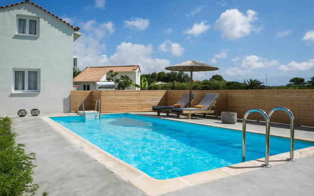 Kymata Bohemian Beach Resort