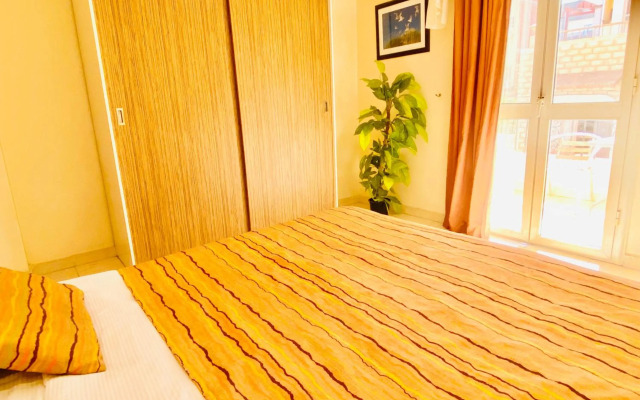 Panda House Sheraton Road