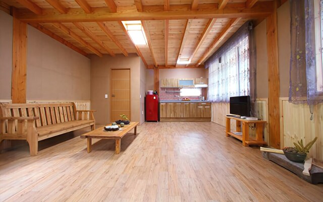 Pyeongchang Gold Hanok Pension