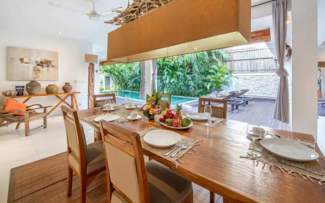 Fabulous Private Villa, 3 BR, Canggu With Staff