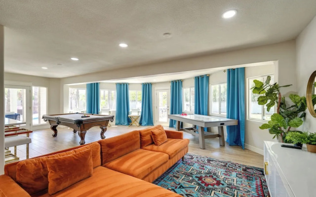 Private Pool & Hot Tub: Spacious Scottsdale Home!