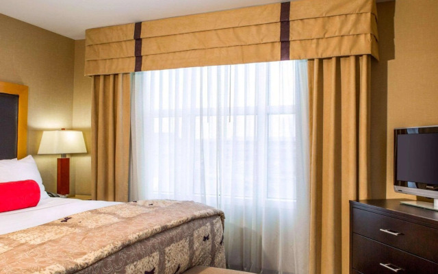 Cambria Suites Appleton
