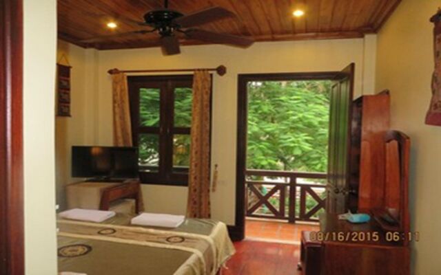 Lankham Riverside Hotel
