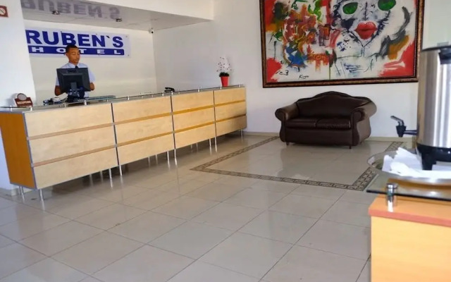 Ruben's Hotel