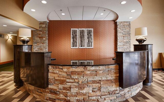 Best Western Luxbury Inn Fort Wayne