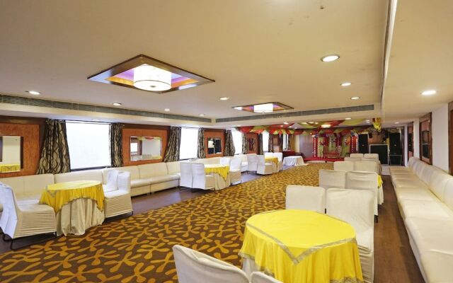 OYO 834 Hotel Aashirwaad