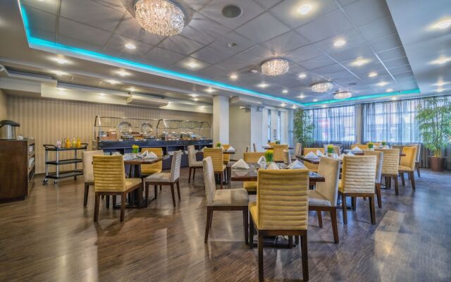 Limaq Hotel