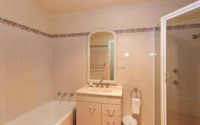 Aranda 3/25 Townsend Street