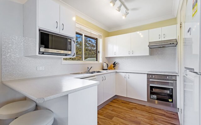 Sandranch, 123 Foreshore Drive