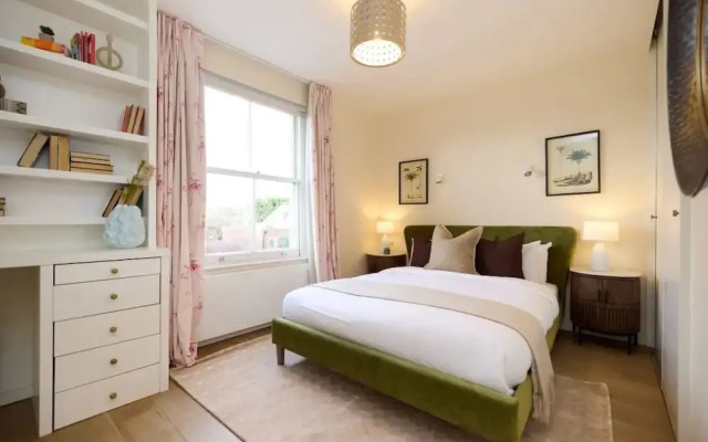 The South Hampstead Hideaway - Stylish 6bdr Home