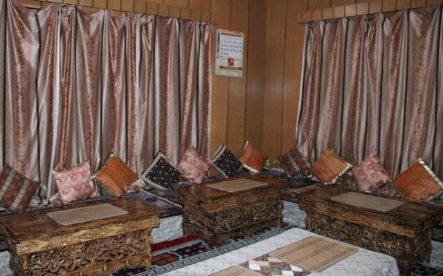 Dorje Guest House