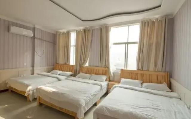 Pingyi Xinsheng Hotel